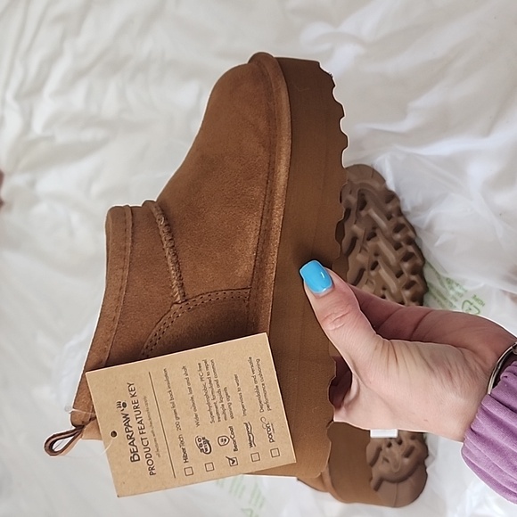 Bear Paw Retro Super Shorty - Picture 4 of 4